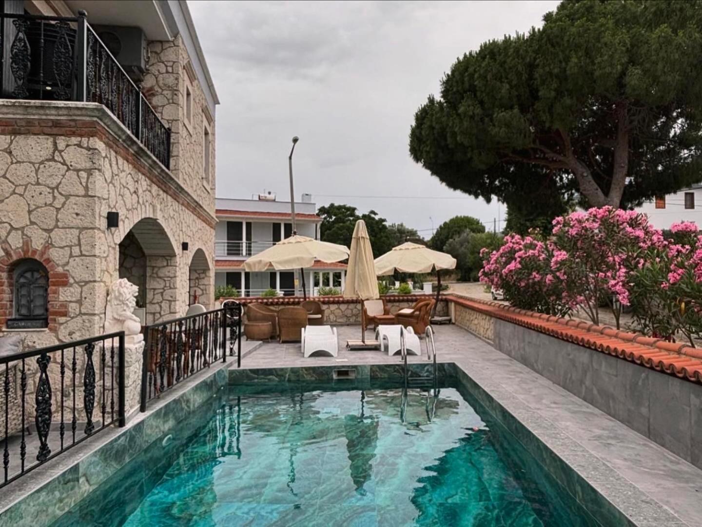 Yalcinkaya Tas Apart Cesme Bagian luar foto